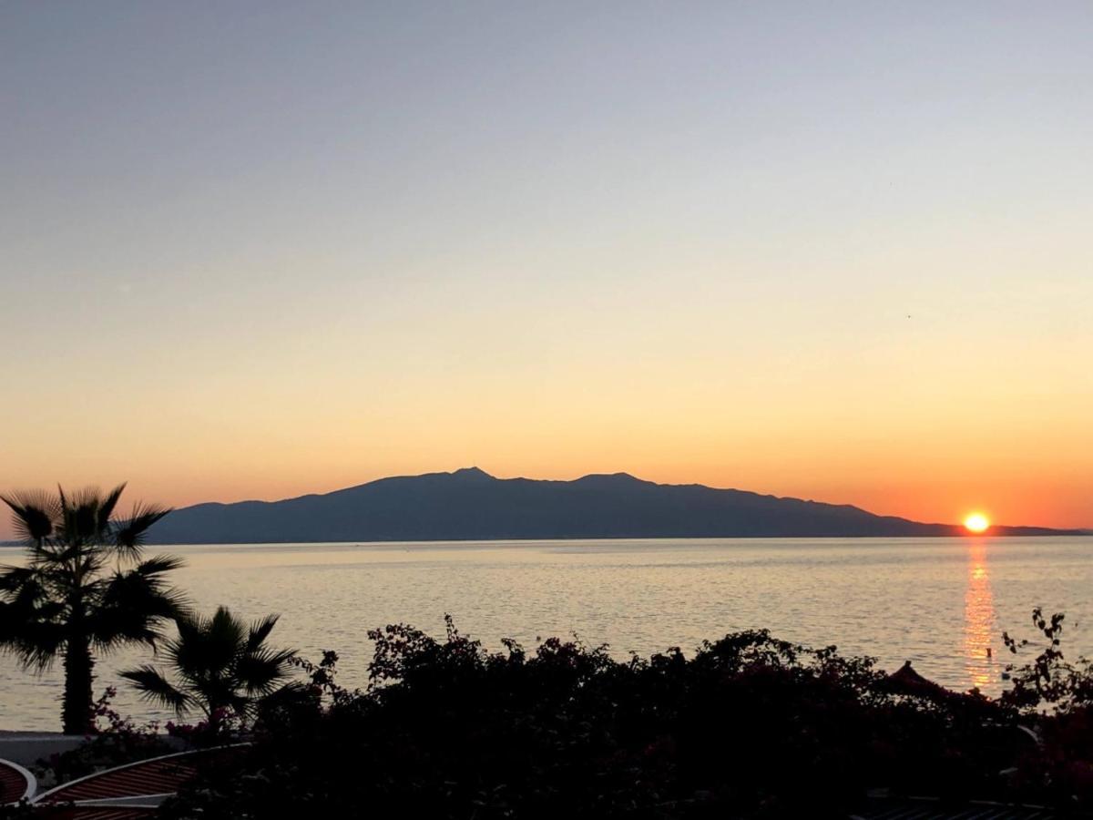 Sunset Apartment Saranda Bay 外观 照片